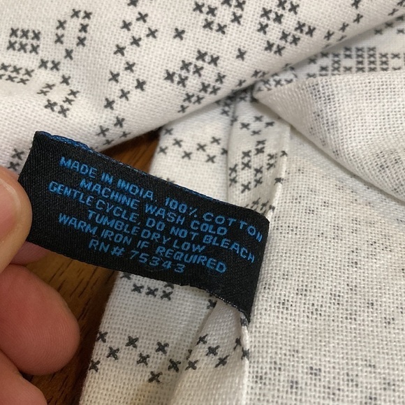 NWT! Cynthia ROWLEY JOY SNOWMAN SET OF 2 KITCHEN TOWELS - Picture 6 of 7